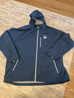 Huk Men's Pursuit Blue Hooded Rain Jacket